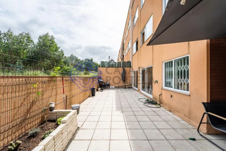 Apartamento T2 para Venda em Canelas