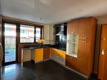 Apartamento T5 para Venda em Paranhos