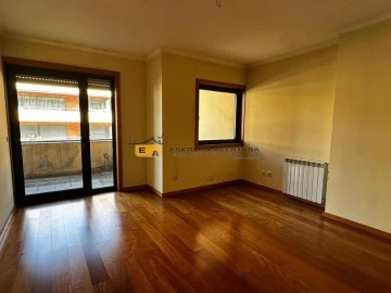 Apartamento T5 para Venda em Paranhos
