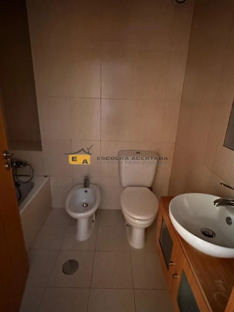 Apartamento T5 para Venda em Paranhos