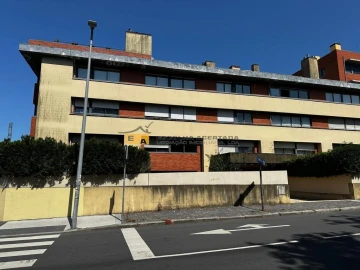 Apartamento T5 para Venda em Paranhos
