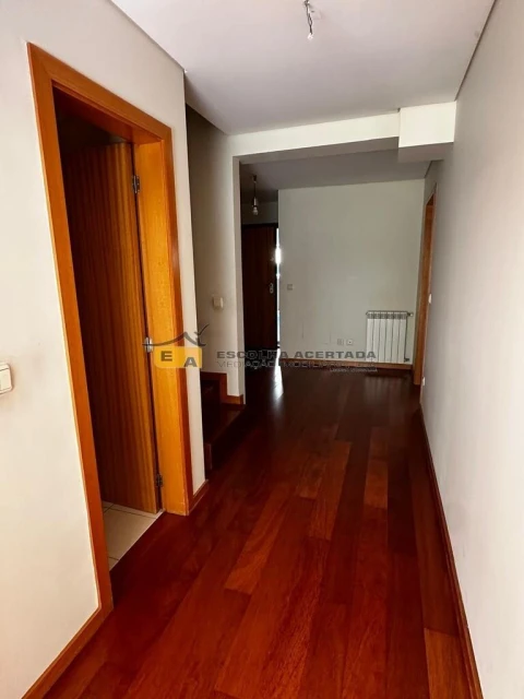 Apartamento T5 para Venda em Paranhos