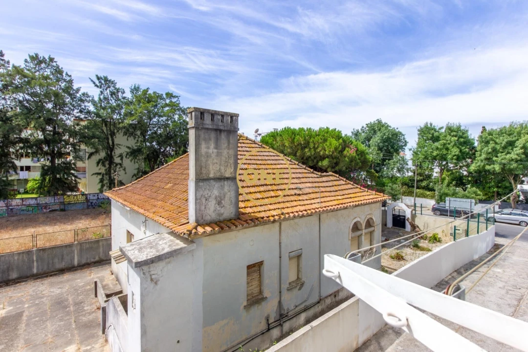 Apartamento T1 para Venda em Costa da Caparica Foto 14