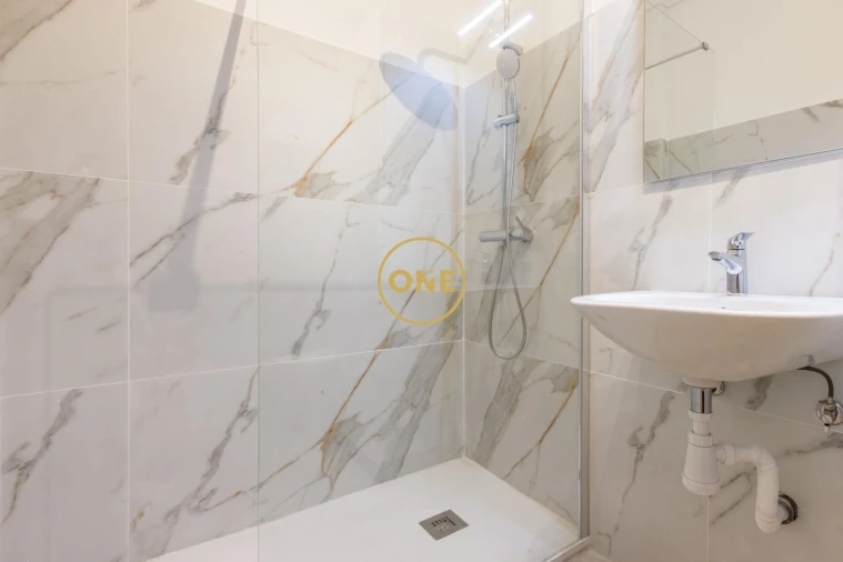 Apartamento T1 para Venda em Costa da Caparica Foto 15