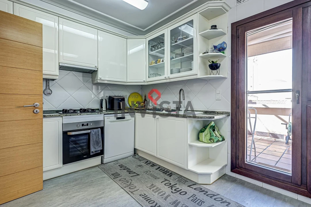 Apartamento T2 para Venda em Vila Franca de Xira Foto 14