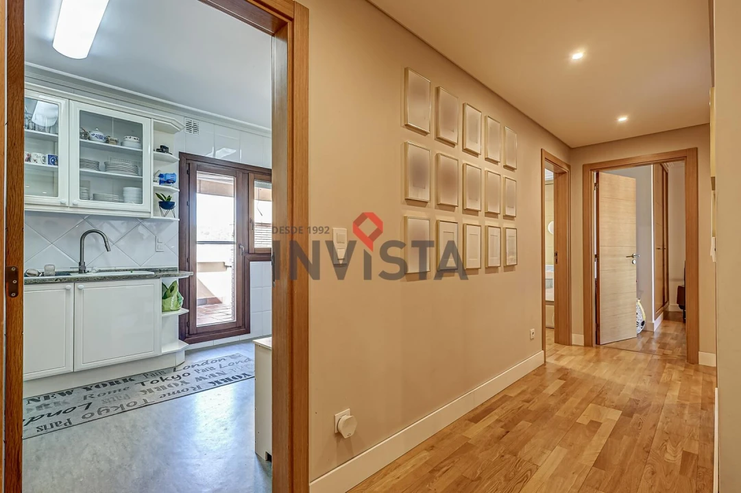 Apartamento T2 para Venda em Vila Franca de Xira Foto 11