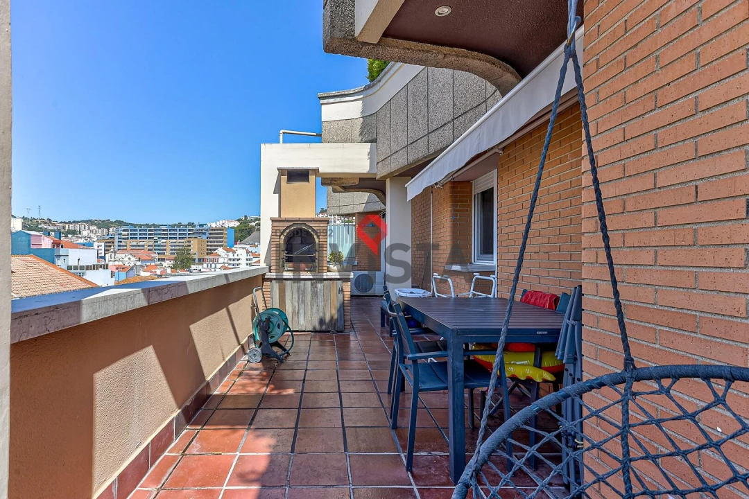 Apartamento T2 para Venda em Vila Franca de Xira Foto 22
