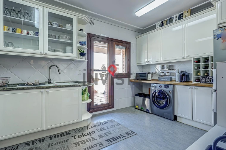 Apartamento T2 para Venda em Vila Franca de Xira Foto 12