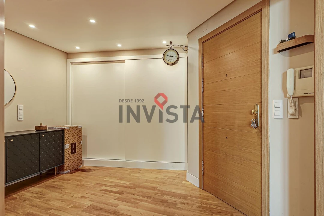 Apartamento T2 para Venda em Vila Franca de Xira Foto 2