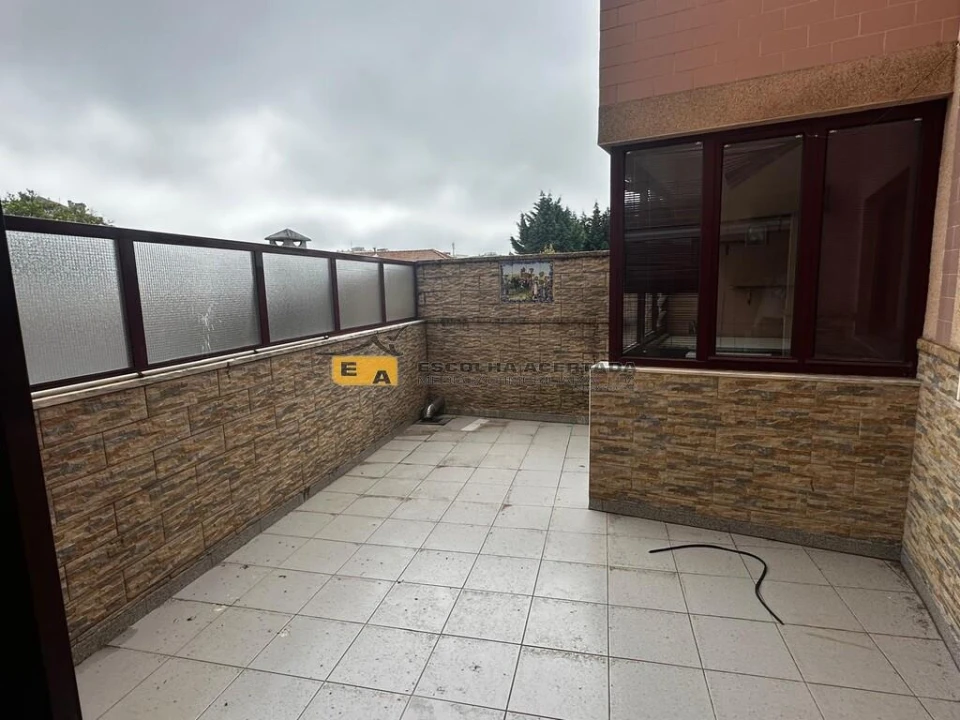Apartamento T2 para Venda em Aldoar, Foz do Douro e Nevogilde Foto 1