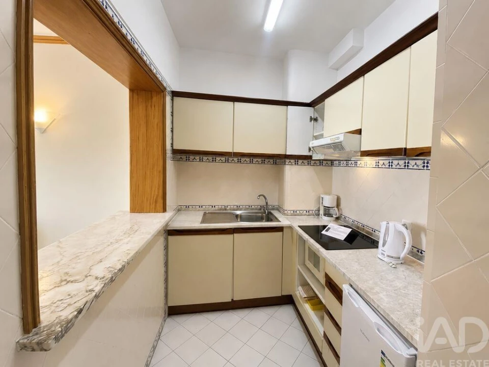 Apartamento T1 para Venda em Albufeira e Olhos de Água Foto 3