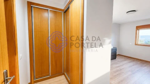 Moradia T4 para Venda em Gandra
