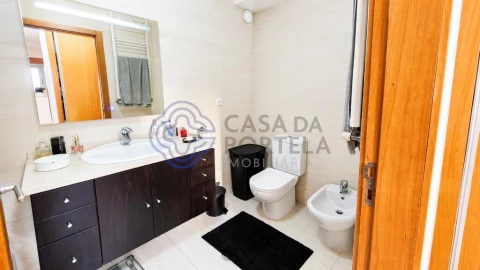 Moradia T4 para Venda em Gandra