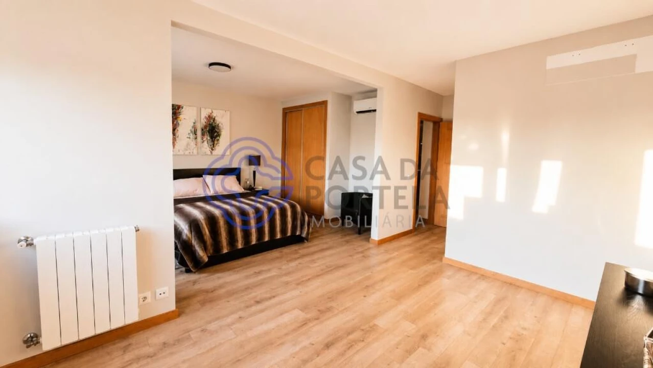 Moradia T4 para Venda em Gandra Foto 15