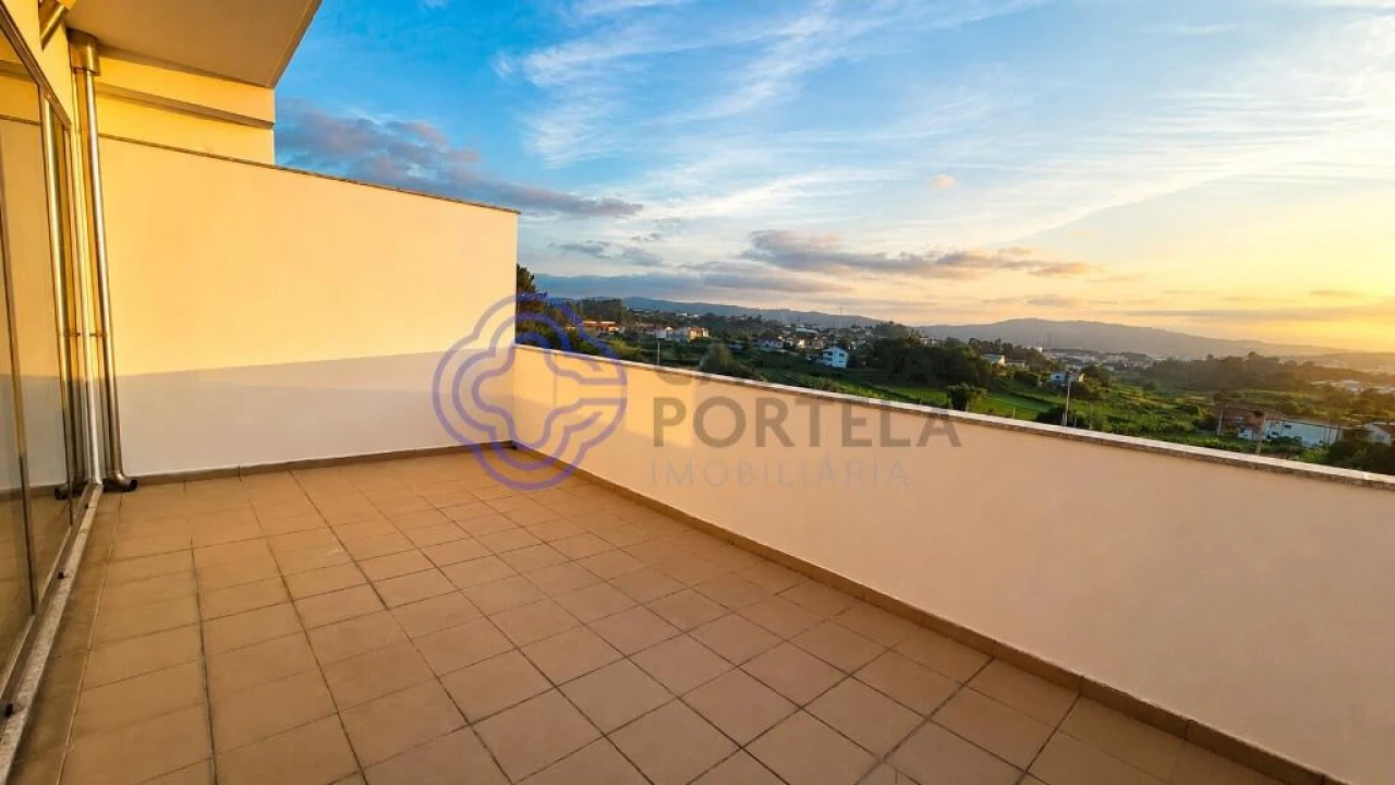 Moradia T4 para Venda em Gandra Foto 16