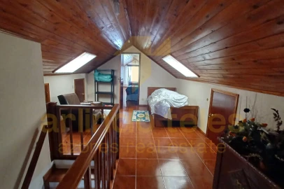 Moradia T3 para Venda em Norte Grande (Neves)
