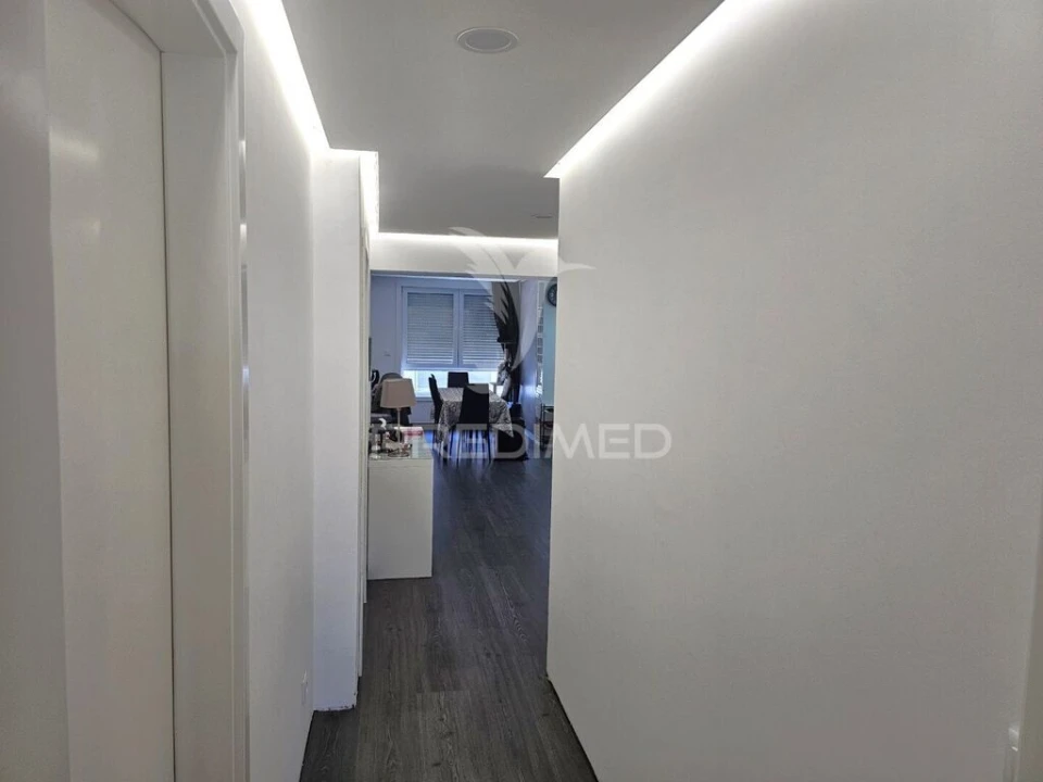 Apartamento T2 para Venda em Paranhos Foto 6