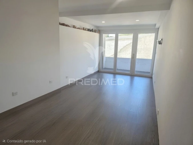 Apartamento T2 para Venda em Paranhos Foto 7