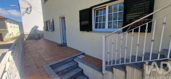 Moradia T3 para Venda em Oliveira de Frades, Souto de Lafões e Sejães
