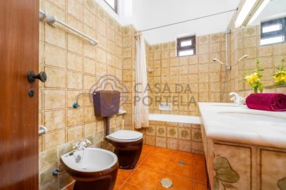Moradia T3 para Venda em Quarteira