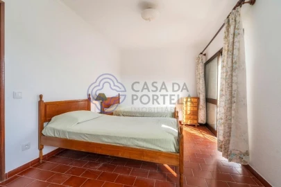 Moradia T3 para Venda em Quarteira