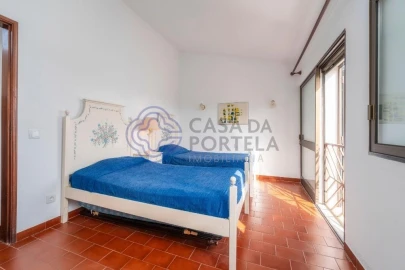 Moradia T3 para Venda em Quarteira