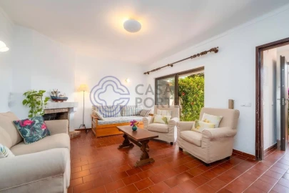 Moradia T3 para Venda em Quarteira