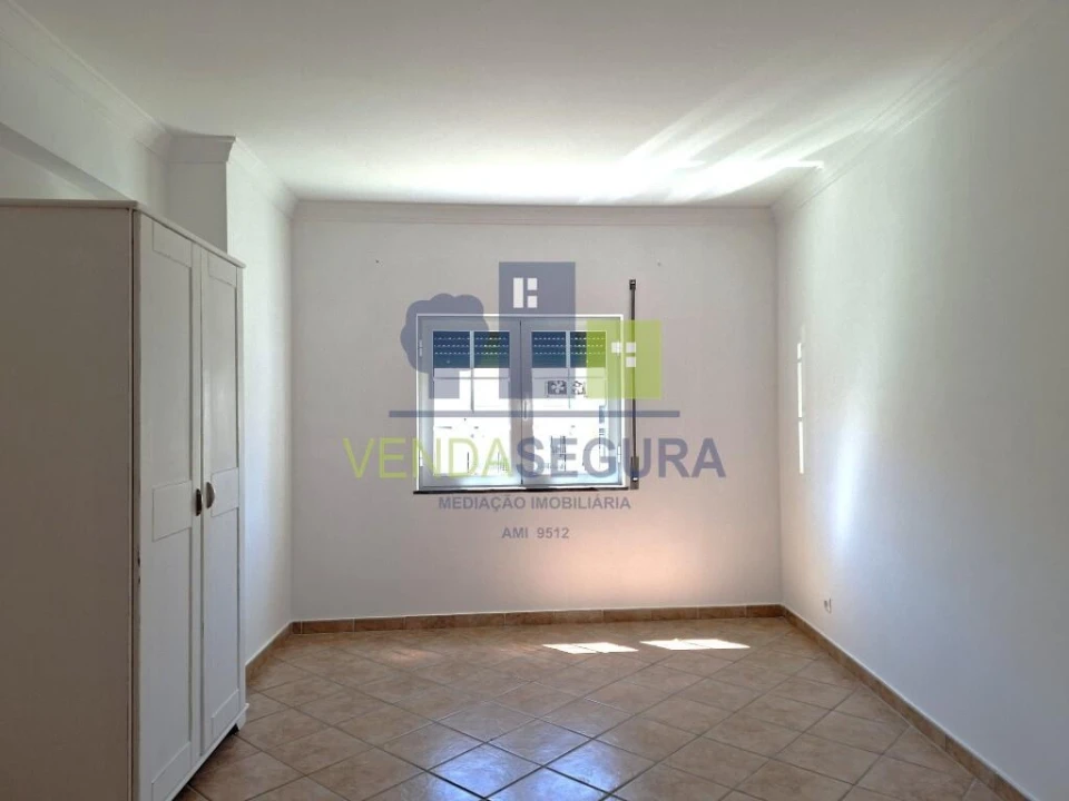 Moradia T4 para Venda em Almodôvar e Graça dos Padrões Foto 6