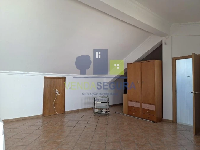 Moradia T4 para Venda em Almodôvar e Graça dos Padrões Foto 25