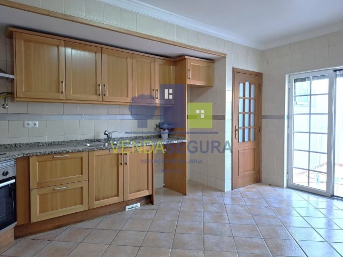 Moradia T4 para Venda em Almodôvar e Graça dos Padrões Foto 2
