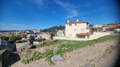 Terreno para Venda em Friande