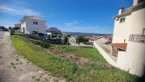 Terreno para Venda em Friande