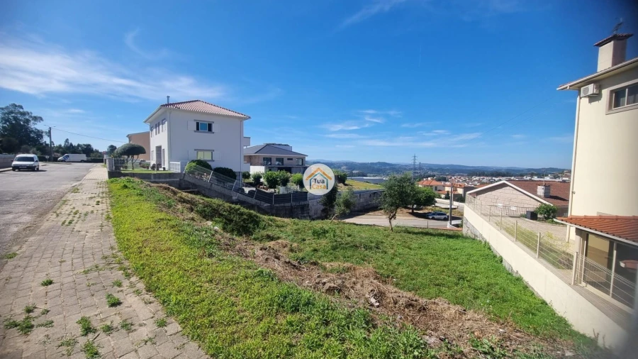 Terreno para Venda em Friande