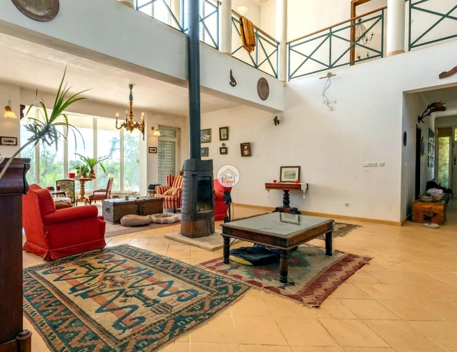Quinta T6 para Venda em Igreja Nova e Cheleiros Foto 6
