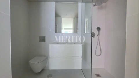 Apartamento T2 para Arrendamento em Barcelinhos