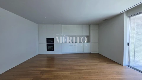 Apartamento T2 para Arrendamento em Barcelinhos