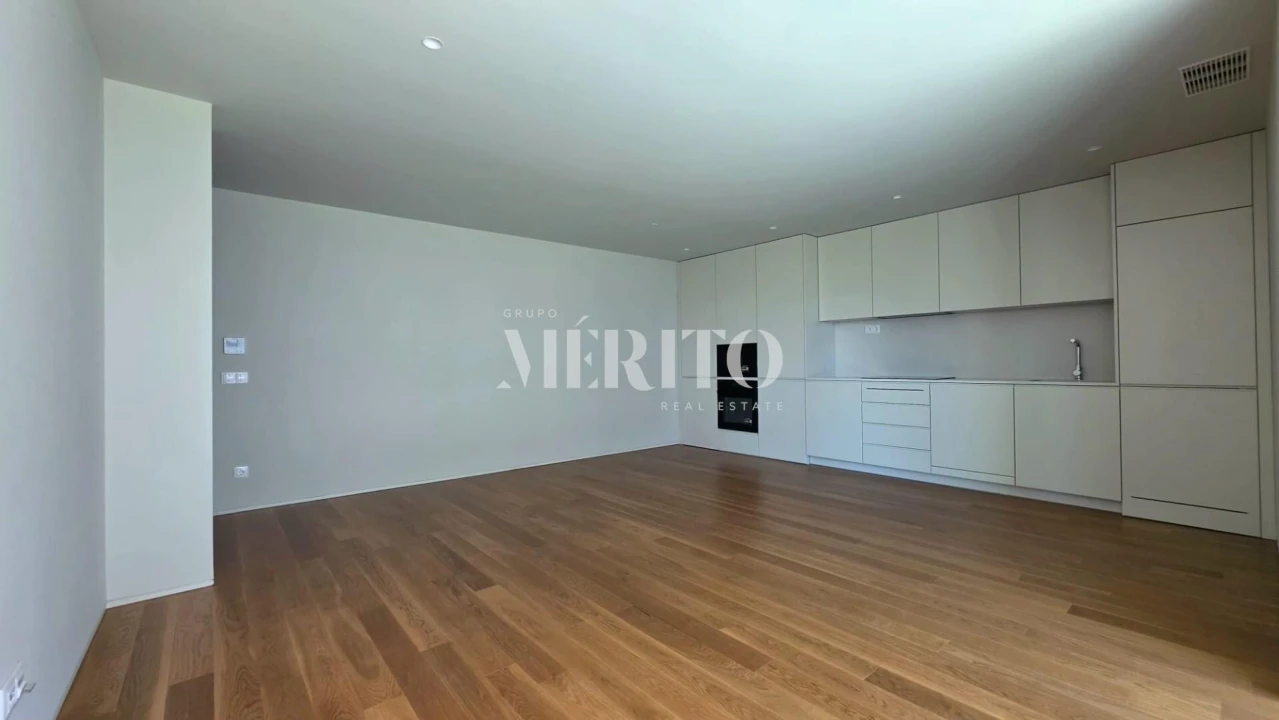 Apartamento T2 para Arrendamento em Barcelinhos Foto 3