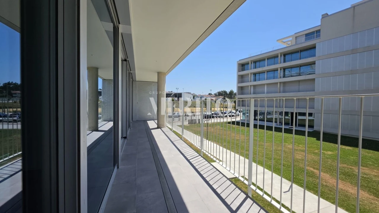 Apartamento T2 para Arrendamento em Barcelinhos Foto 15