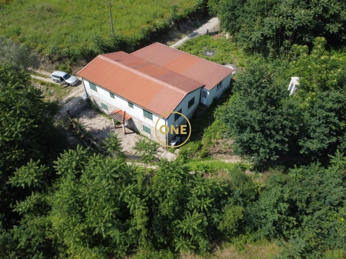 Moradia T4 para Venda em Vade Foto 3