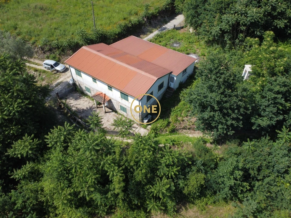 Moradia T4 para Venda em Vade Foto 3