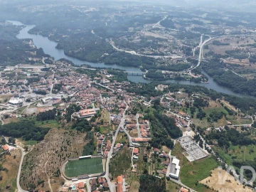 Terreno para Venda em Santa Comba Dão e Couto do Mosteiro