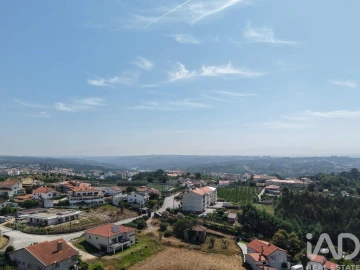 Terreno para Venda em Santa Comba Dão e Couto do Mosteiro