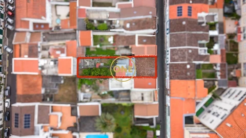 Moradia T3 para Venda em Ponta Delgada (São Pedro)
