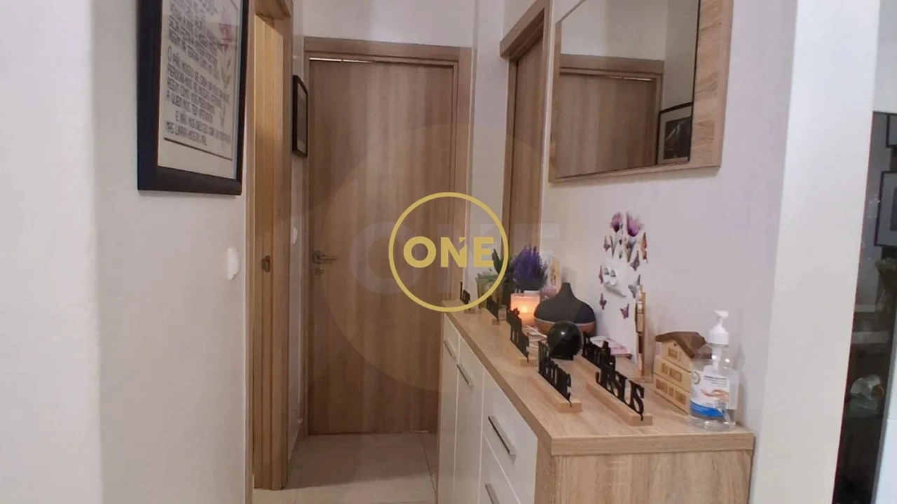 Apartamento T3 para Venda em Rio de Mouro Foto 5