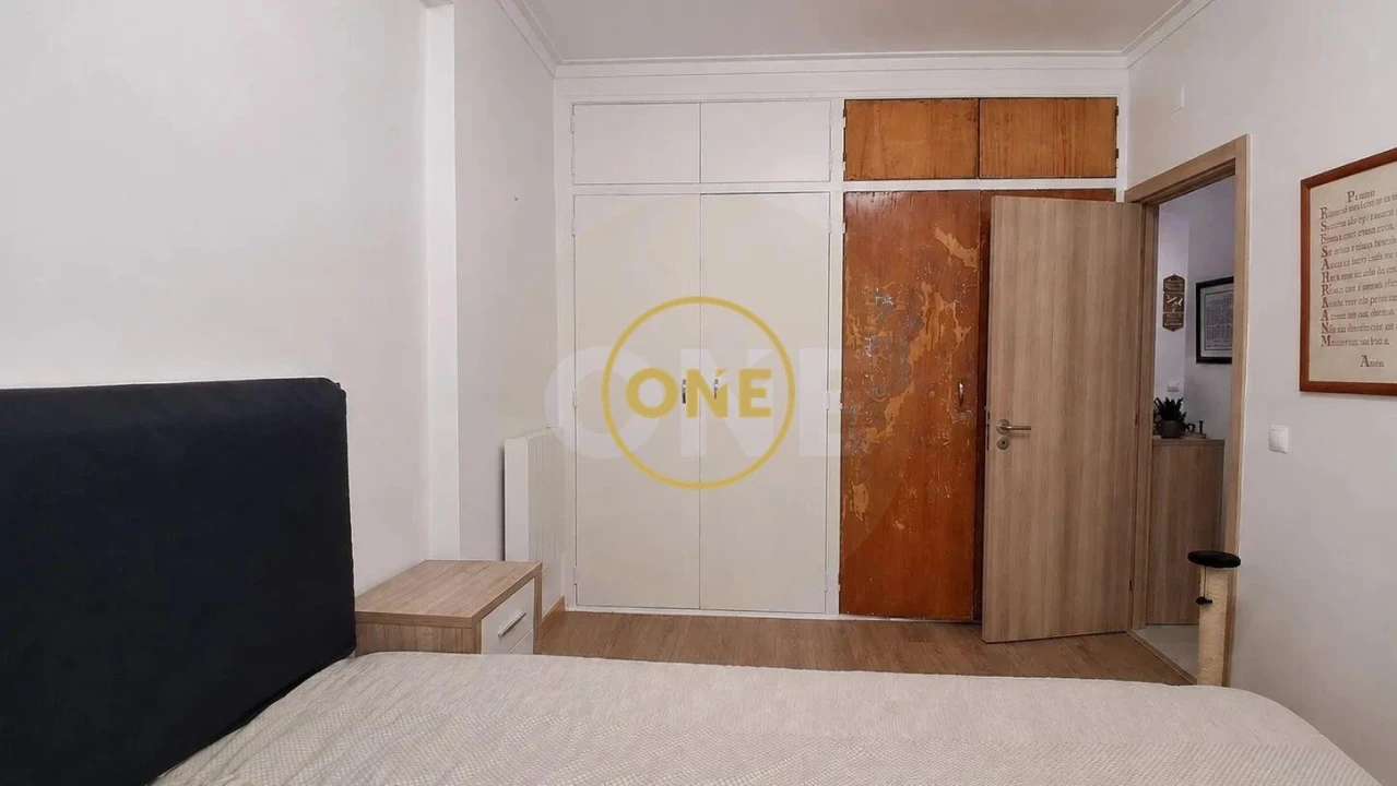 Apartamento T3 para Venda em Rio de Mouro Foto 9