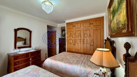 Apartamento T3 para Venda em Mafamude e Vilar do Paraíso
