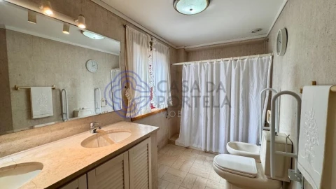 Apartamento T3 para Venda em Mafamude e Vilar do Paraíso