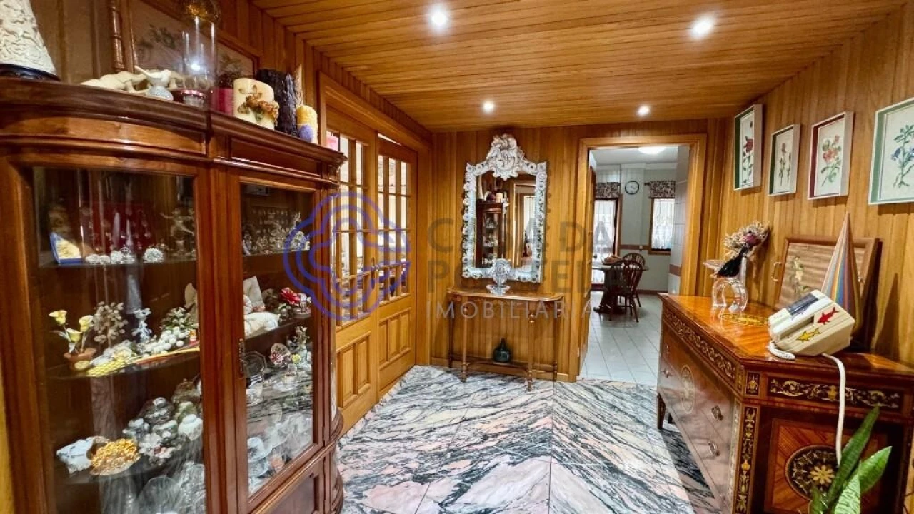 Apartamento T3 para Venda em Mafamude e Vilar do Paraíso Foto 1