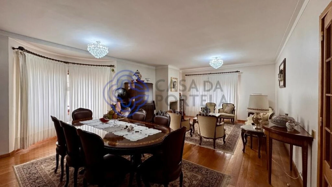 Apartamento T3 para Venda em Mafamude e Vilar do Paraíso Foto 4