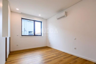 Apartamento T2 para Venda em Esmoriz